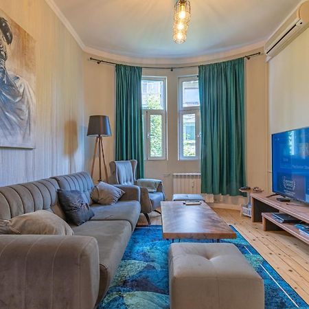 5 Seconds Away From The Main Street, Free Secured Parking Apartment Sofia Luaran gambar