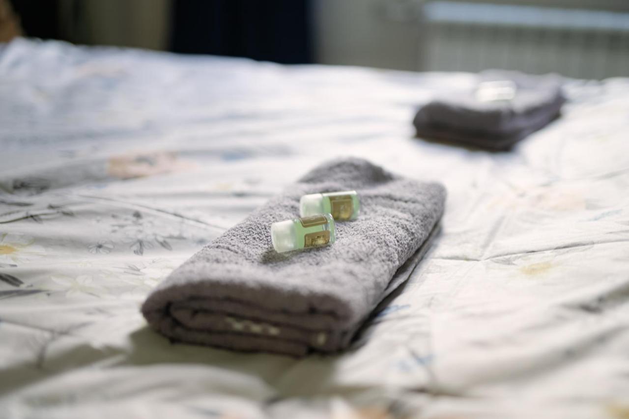 5 Seconds Away From The Main Street, Free Secured Parking Apartment Sofia Luaran gambar