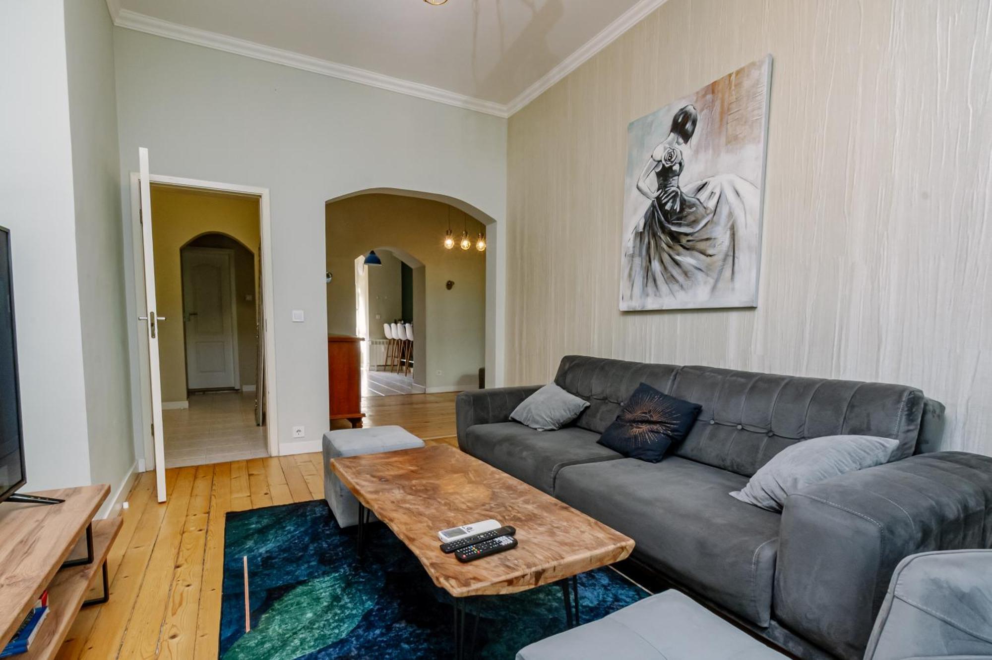 5 Seconds Away From The Main Street, Free Secured Parking Apartment Sofia Luaran gambar